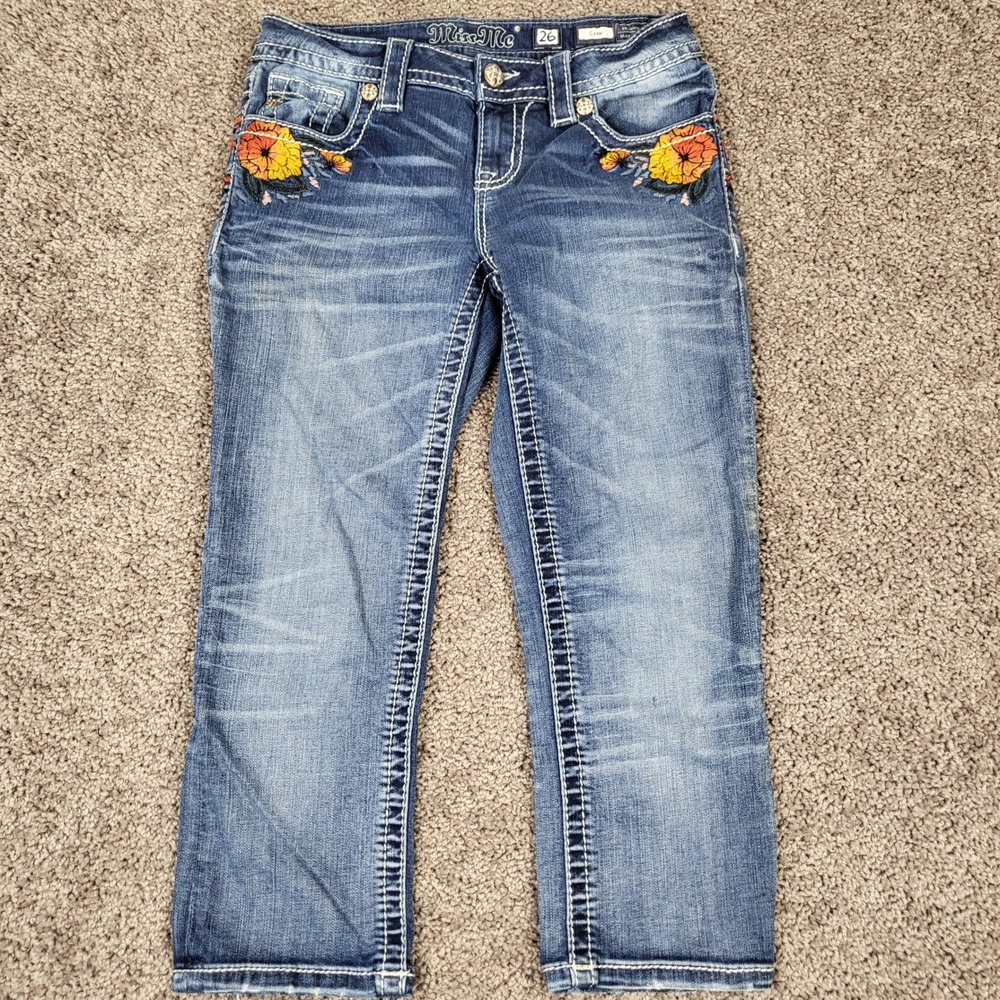 Miss‎ Me Capri Jeans Womens 26 Blue Good Floral Embroidered MP7878P Thick Stitch